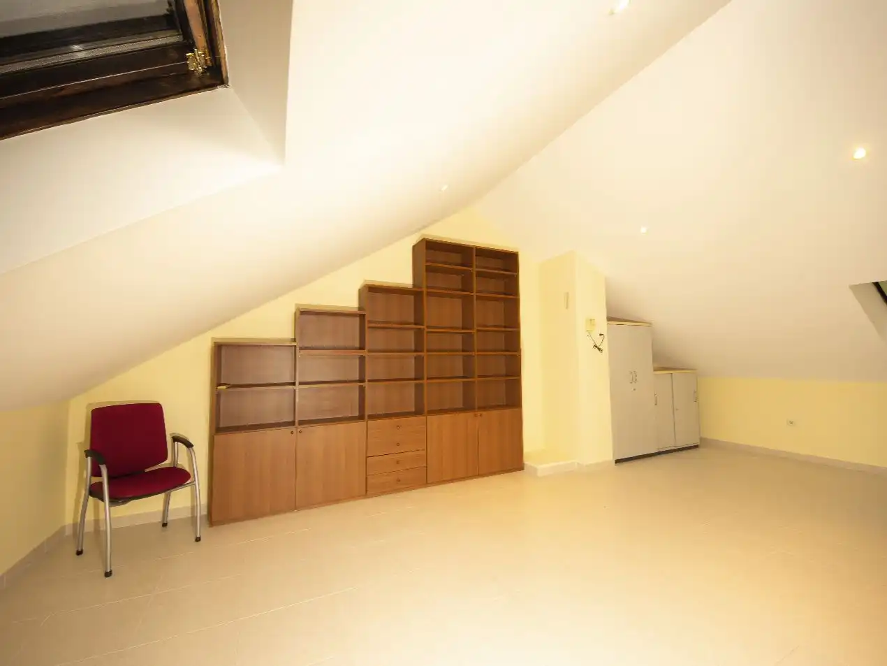 Piso en venta en Calle Postas, 21, Postas Piso en venta en Azuqueca de Henares con Aire acondicionado, Calefacción y Jardín privado