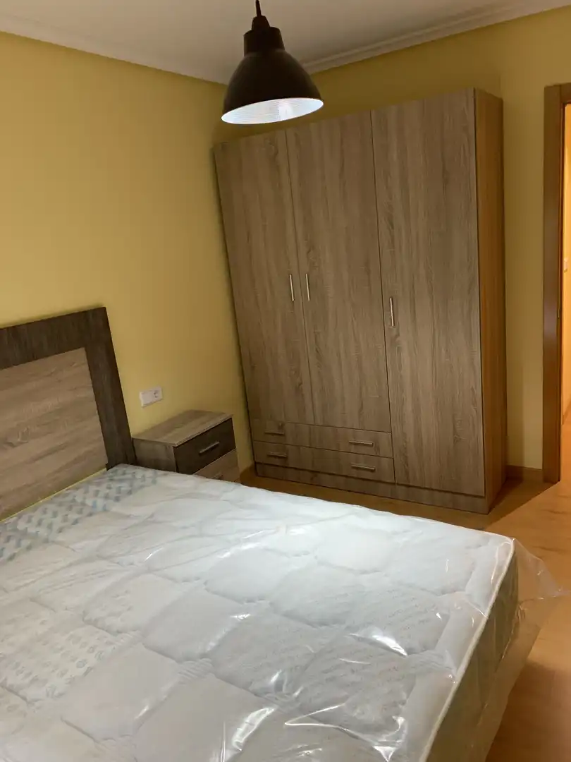 Flat for rent in Calle, 22, Flores de Sil - La Placa Bedroom of Flat for rent in Ponferrada with Heating, Parquet flooring and Storage room