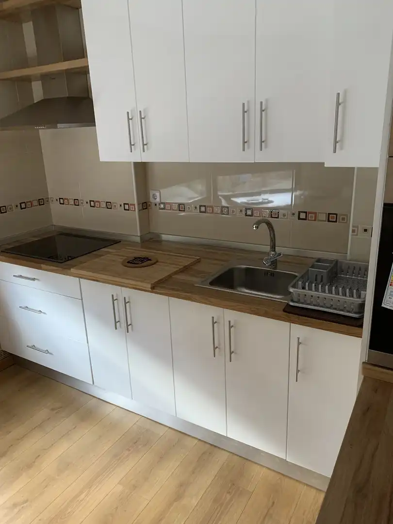 Flat for rent in Calle, 22, Flores de Sil - La Placa Kitchen of Flat for rent in Ponferrada with Heating, Parquet flooring and Storage room