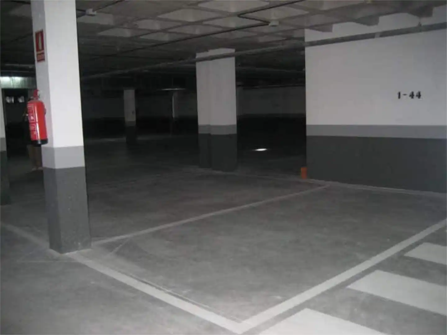 Apartamento de alquiler en Simancas Parking de Apartamento de alquiler en Madrid con Trastero