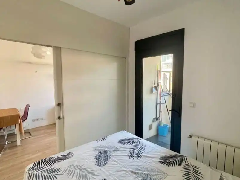 Piso en venta en Calle Martín Muñoz de las Posadas, 8, Ensanche de Vallecas - La Gavia Habitación de Piso en venta en Madrid con Aire acondicionado, Calefacción y Jardín privado