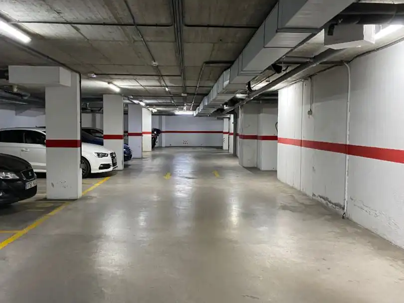 Piso en venta en Calle Martín Muñoz de las Posadas, 8, Ensanche de Vallecas - La Gavia Parking de Piso en venta en Madrid con Aire acondicionado, Calefacción y Jardín privado