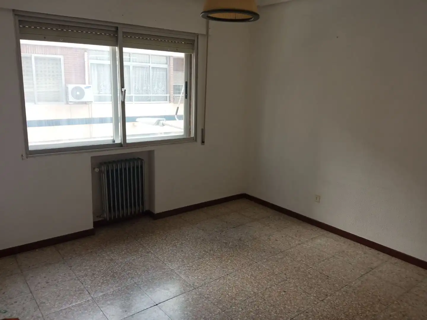 Flat for rent in Calle del Espino, 2, Plaza de Toros Bedroom of Flat for rent in Ciudad Real Capital with Air Conditioner, Terrace and Balcony