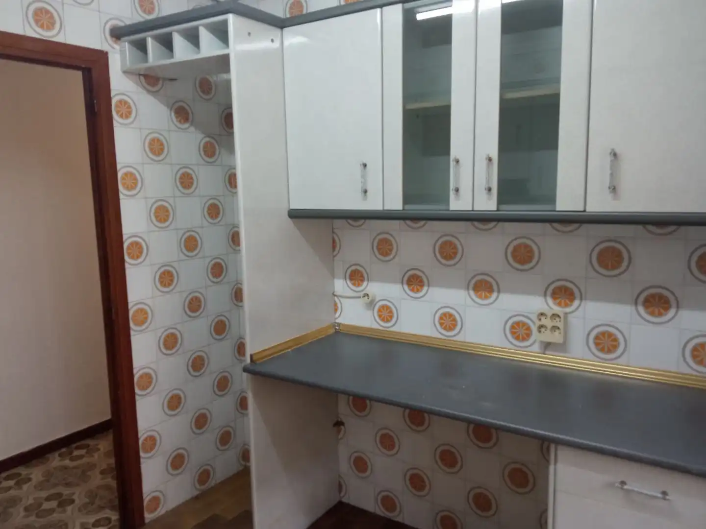 Flat for rent in Calle del Espino, 2, Plaza de Toros Kitchen of Flat for rent in Ciudad Real Capital with Air Conditioner, Terrace and Balcony