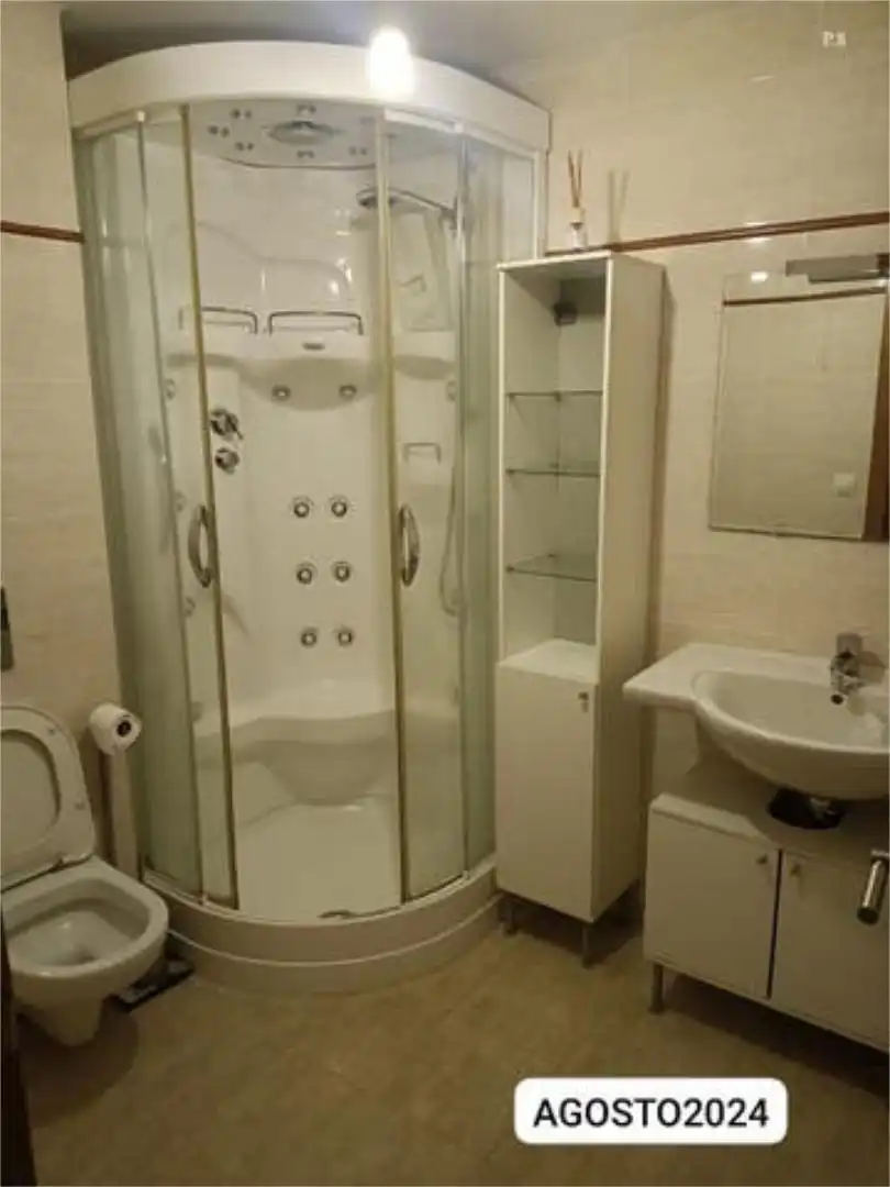 Bathroom of Flat for rent in Soutomaior