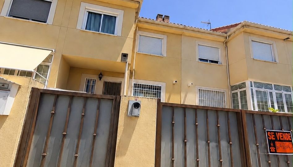 Casa o xalet en venda a Calle Noblejas, 10, Urbanización San Isidro, Ocaña - imatge 1 Foto 1 de Casa o xalet en venda a Calle Noblejas, 10, Urbanización San Isidro, Ocaña
