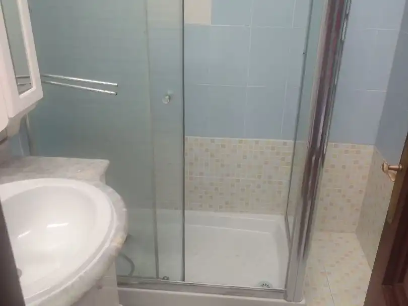Piso de alquiler en Rúa Travesía de Vigo, 209, Centro Urbano Baño de Piso de alquiler en Vigo