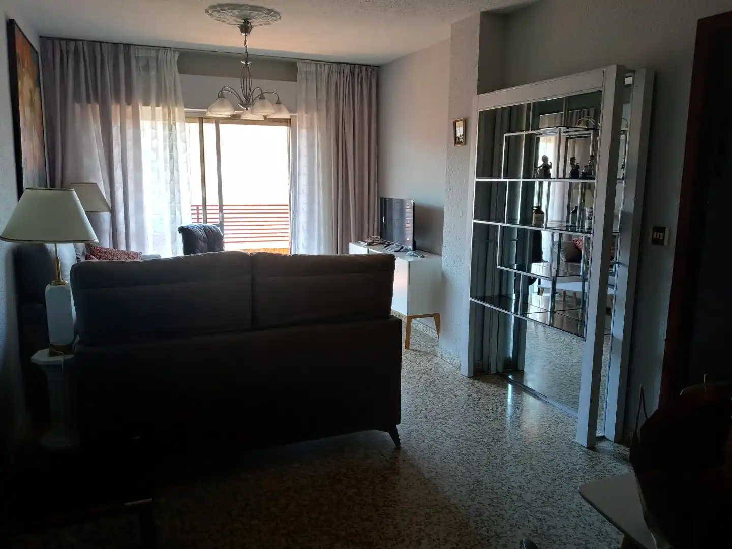 Pis de lloguer a Avenida de Cadiz, 42, Barrio de Zaidín Sala d'estar de Pis de lloguer en Granada amb Aire condicionat, Jardí privat i Moblat