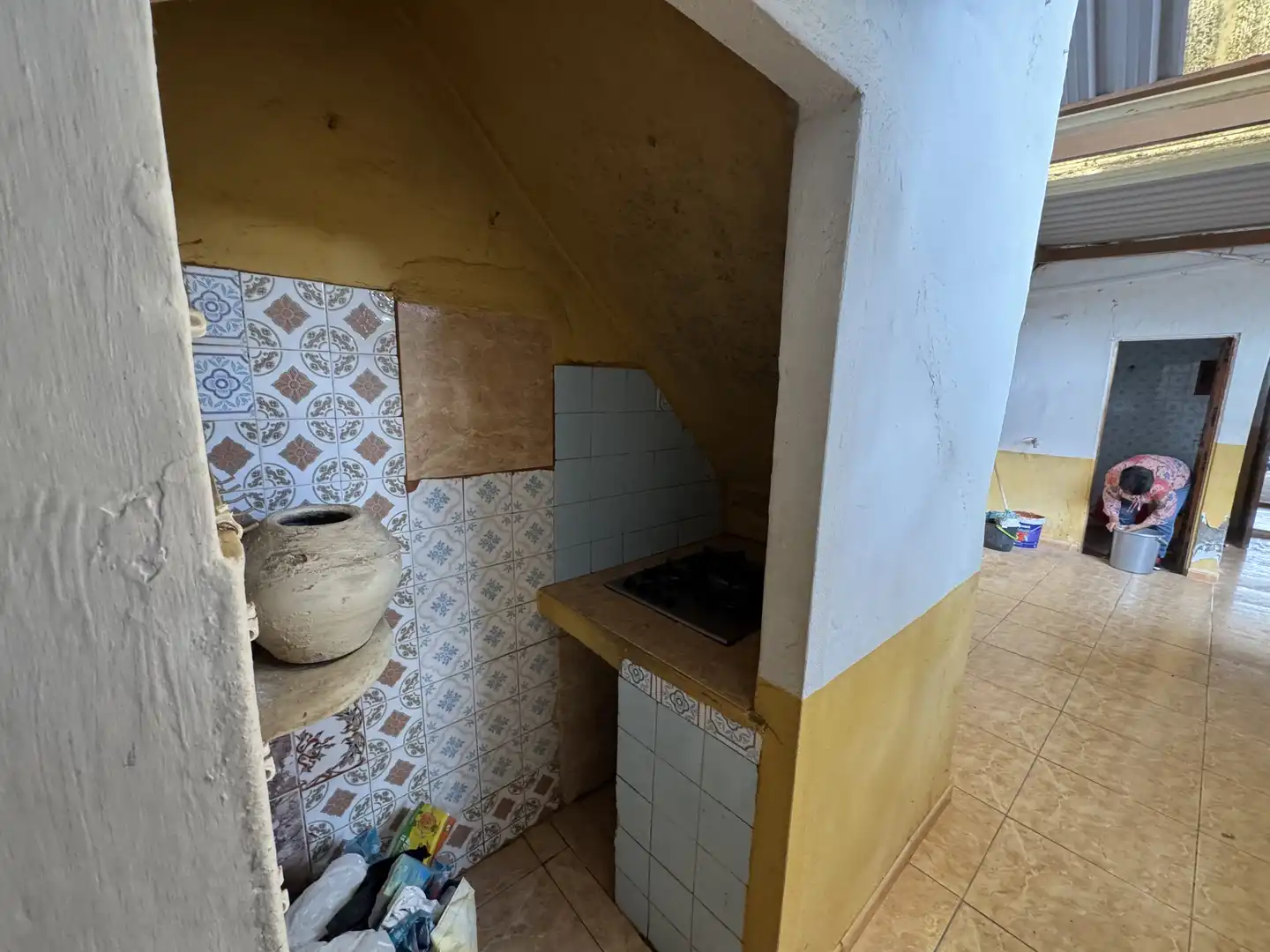 Einfamilien-Reihenhaus zum Verkauf in Calle León y Castillo, 3, Valsequillo de Gran Canaria Küche von Einfamilien-Reihenhaus zum Verkauf in Valsequillo de Gran Canaria mit Klimaanlage