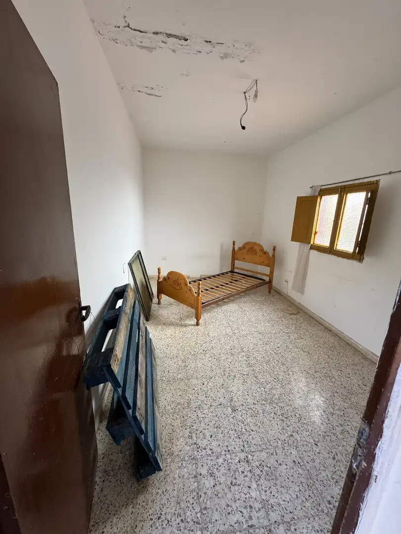 Einfamilien-Reihenhaus zum Verkauf in Calle León y Castillo, 3, Valsequillo de Gran Canaria Einfamilien-Reihenhaus zum Verkauf in Valsequillo de Gran Canaria mit Klimaanlage