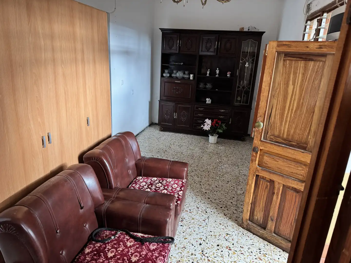 Einfamilien-Reihenhaus zum Verkauf in Calle León y Castillo, 3, Valsequillo de Gran Canaria Wohnzimmer von Einfamilien-Reihenhaus zum Verkauf in Valsequillo de Gran Canaria mit Klimaanlage
