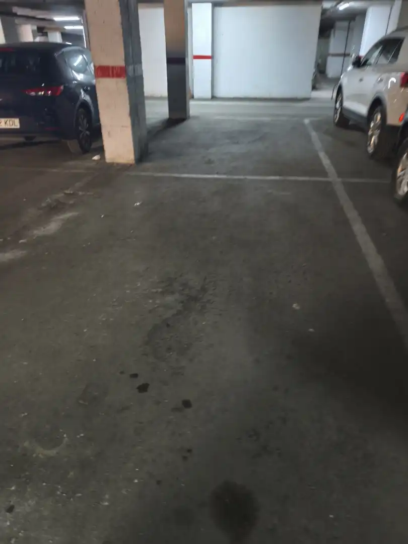 Garaje de alquiler en Avenida Antonio Mairena, 7, Nueva Alcalá Parking de Garaje de alquiler en Alcalá de Guadaira
