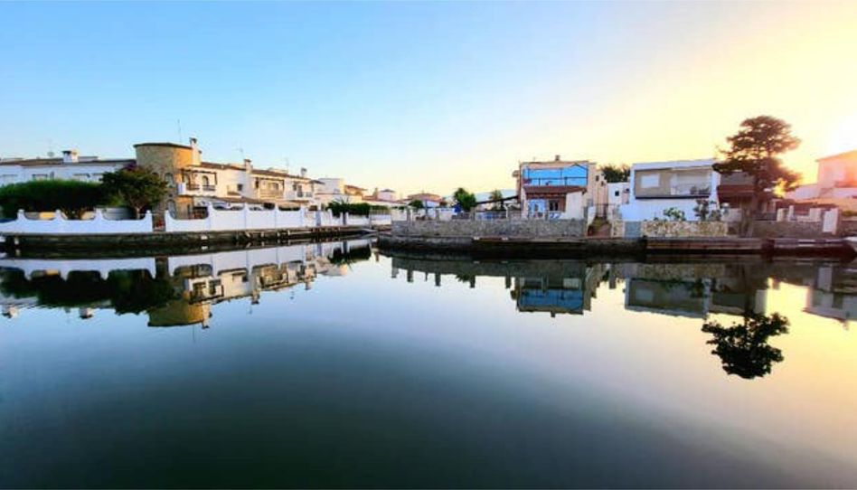 Apartament de lloguer a Cap Ras - Creus - Falconera, Empuriabrava - imatge 1 Foto 1 de Apartament de lloguer a Cap Ras - Creus - Falconera, Empuriabrava