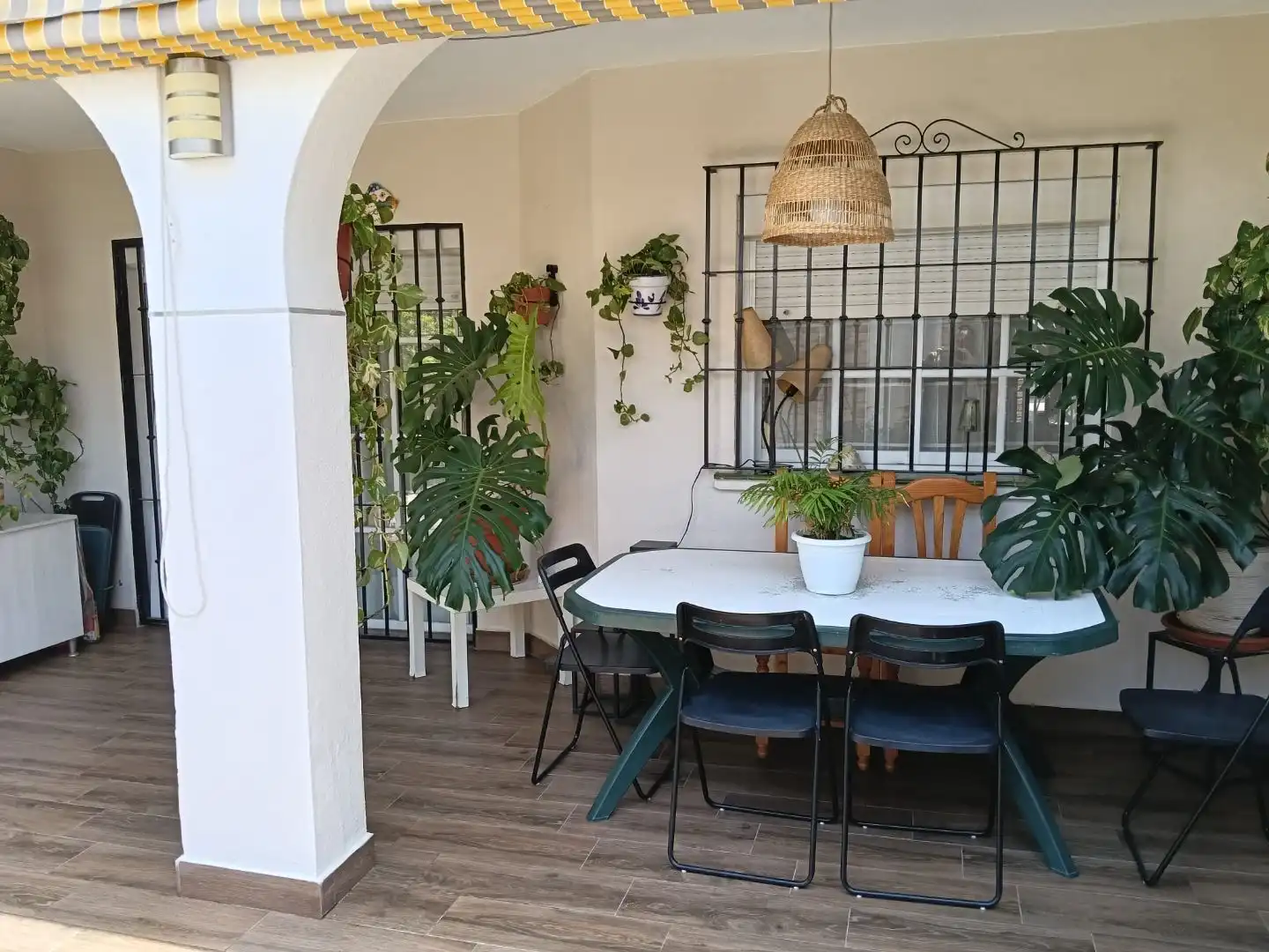 Casa adosada en venda a El Pinillo Menjador de Casa adosada en venda en Torremolinos amb Terrassa i Balcó
