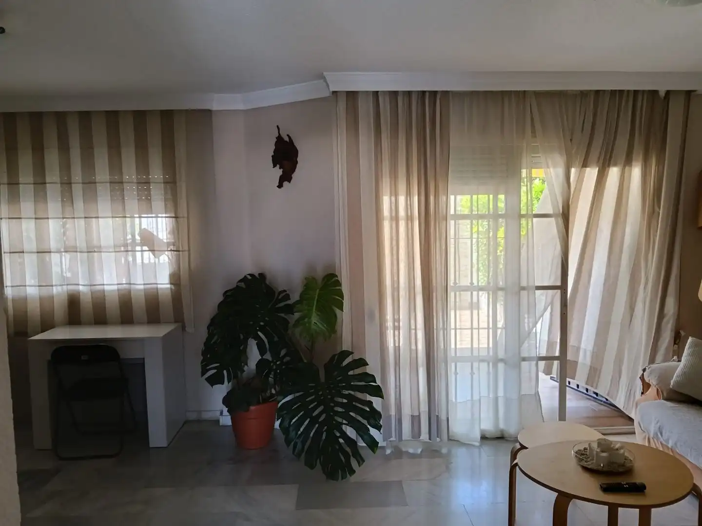 Casa adosada en venda a El Pinillo Sala d'estar de Casa adosada en venda en Torremolinos amb Terrassa i Balcó