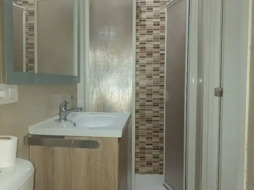 Flat for rent in Calle Valdelacalzada, 44, Montijo Bathroom of Flat for rent in Montijo with Air Conditioner and Furnished