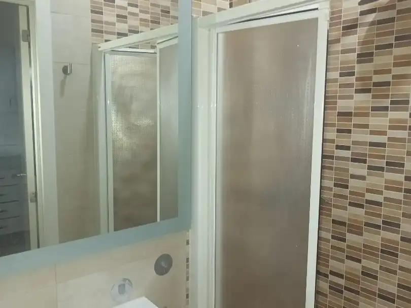 Flat for rent in Calle Valdelacalzada, 44, Montijo Bathroom of Flat for rent in Montijo with Air Conditioner and Furnished