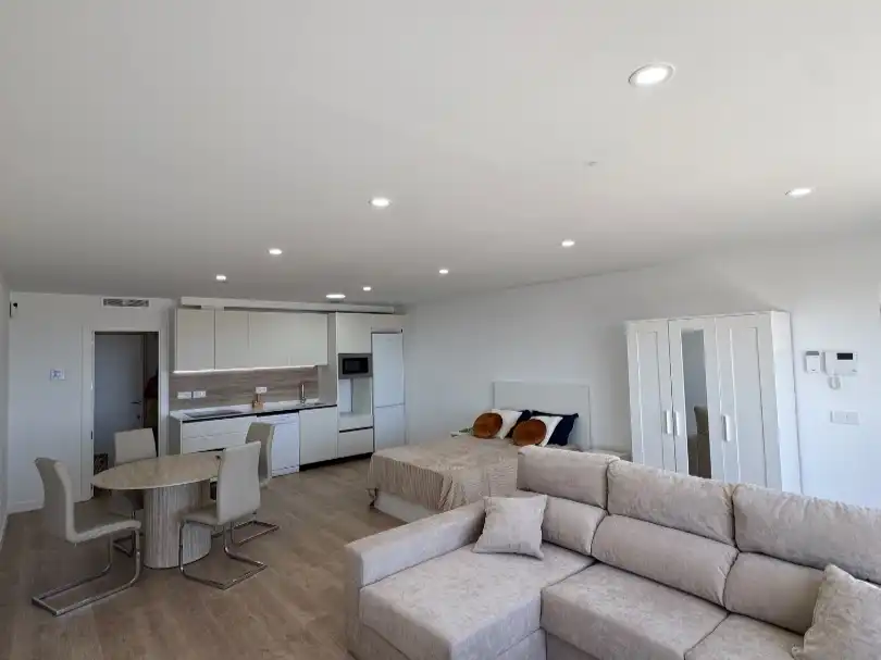 Flat for rent in Calle Florencia, 43, Aguadulce Norte Living room of Flat for rent in Roquetas de Mar with Air Conditioner, Heating and Parquet flooring