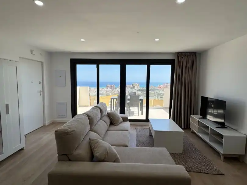 Flat for rent in Calle Florencia, 43, Aguadulce Norte Living room of Flat for rent in Roquetas de Mar with Air Conditioner, Heating and Parquet flooring