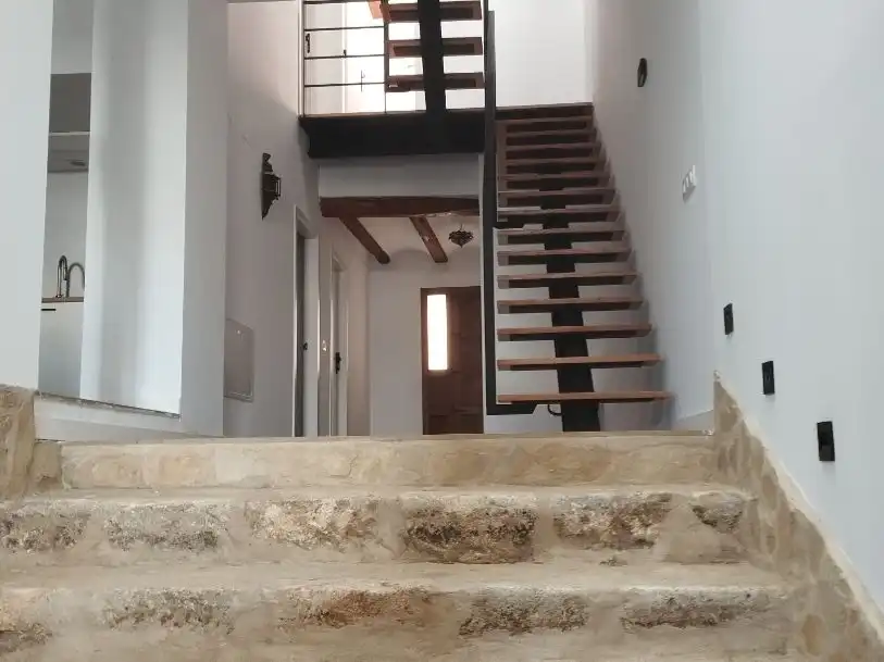Room in Carrer de l'Esgésia, 16, Centro Detached homes for share in Ontinyent with Heating, Parquet flooring and Terrace