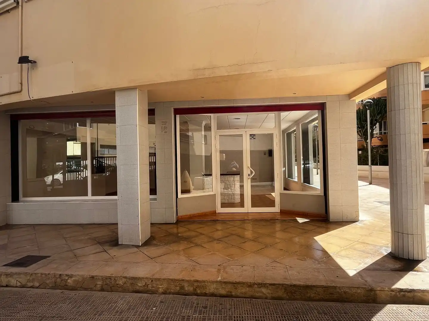 Geschaftsraum zur Miete in Carrer del Port de la Savina, 2, Ses Figueretes - Platja d'en Bossa - Cas Serres Geschaftsraum zur Miete in Eivissa mit Klimaanlage