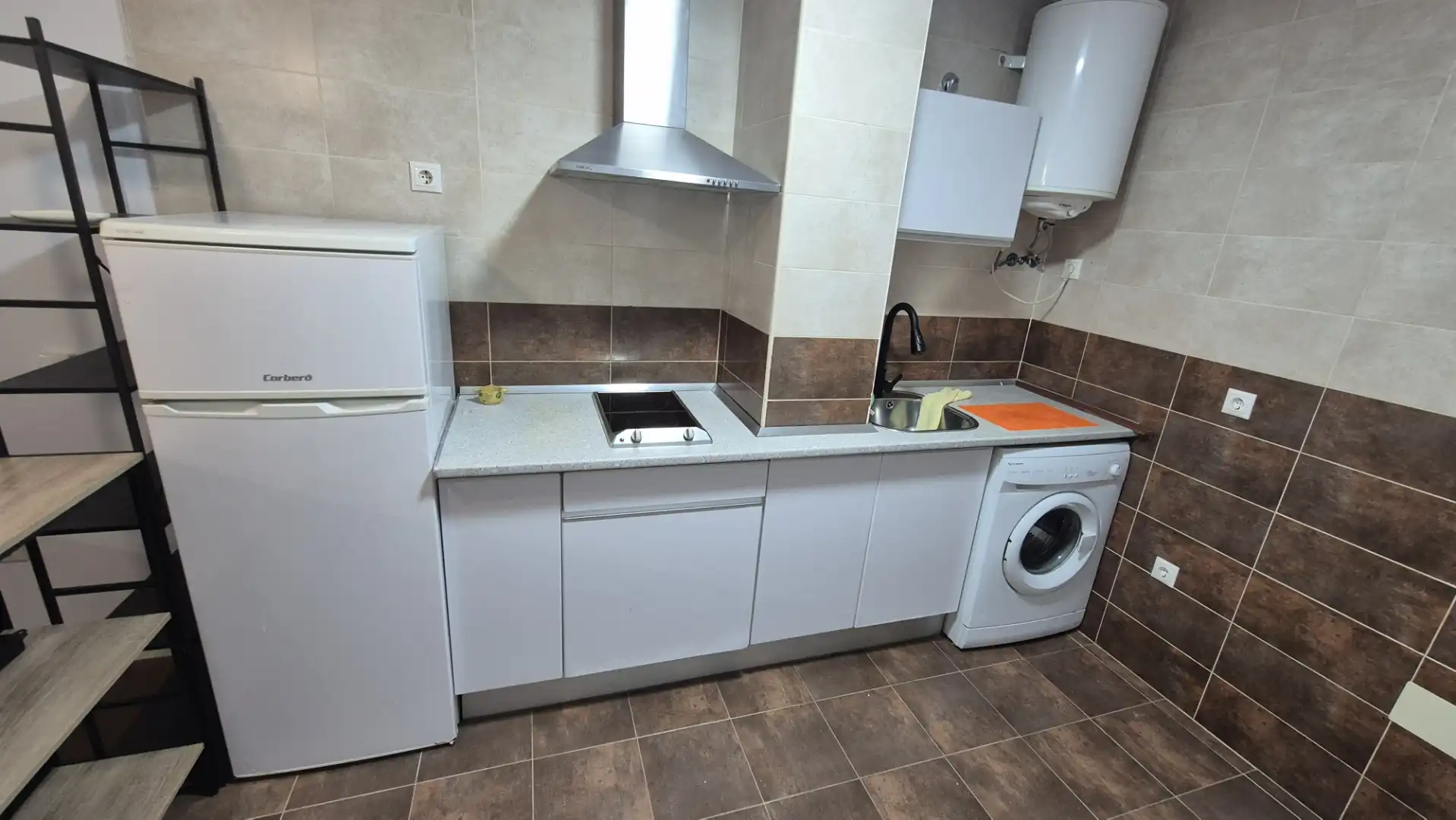 Piso en venta en Calle del Pilar, 8, El Pilar - La Estación Cocina de Piso en venta en Talavera de la Reina con Aire acondicionado