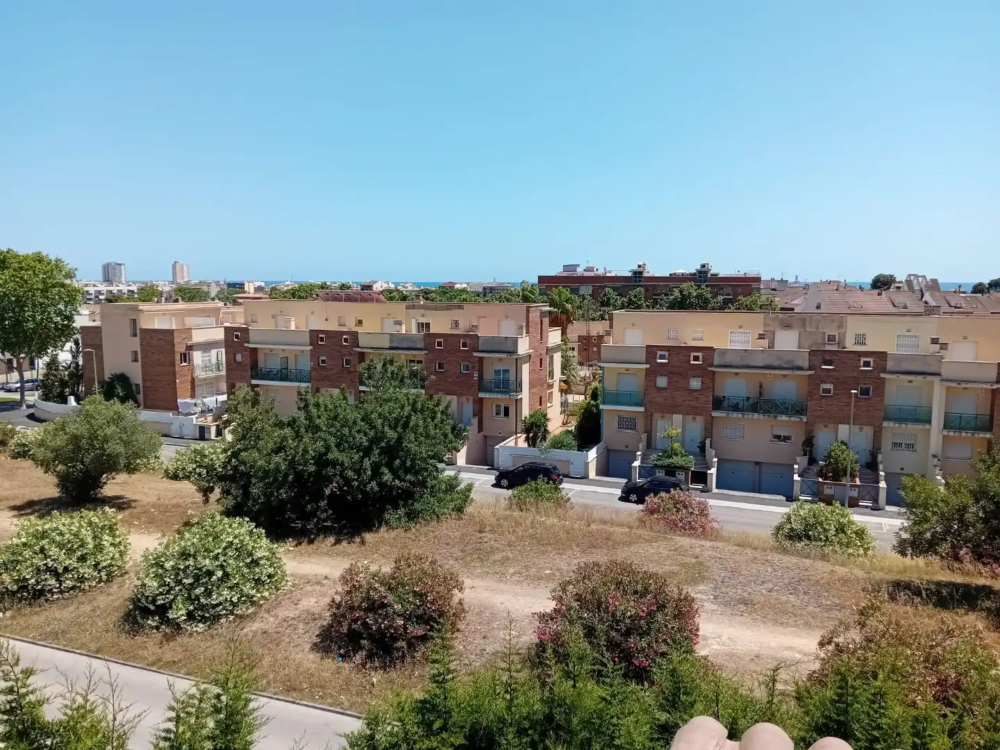 Casa adosada en venda a Carrer Priorat, 18, Calafell Residencial Vista exterior de Casa adosada en venda en Calafell amb Jardí privat, Terrassa i Traster
