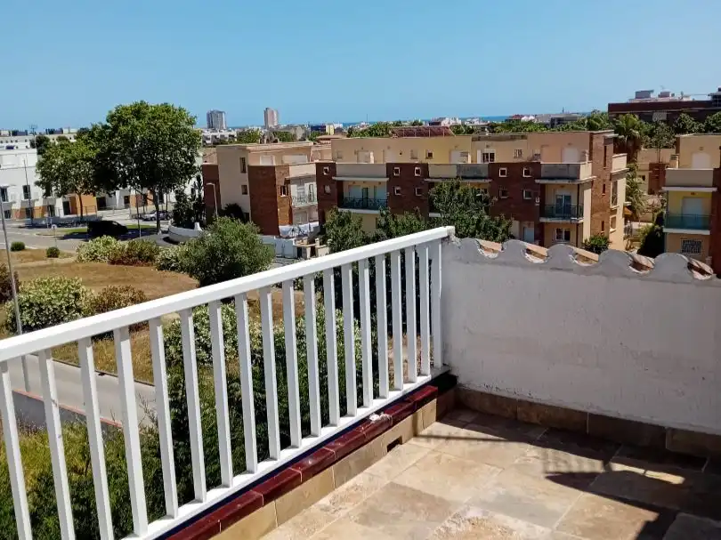 Casa adosada en venda a Carrer Priorat, 18, Calafell Residencial Terrassa de Casa adosada en venda en Calafell amb Jardí privat, Terrassa i Traster