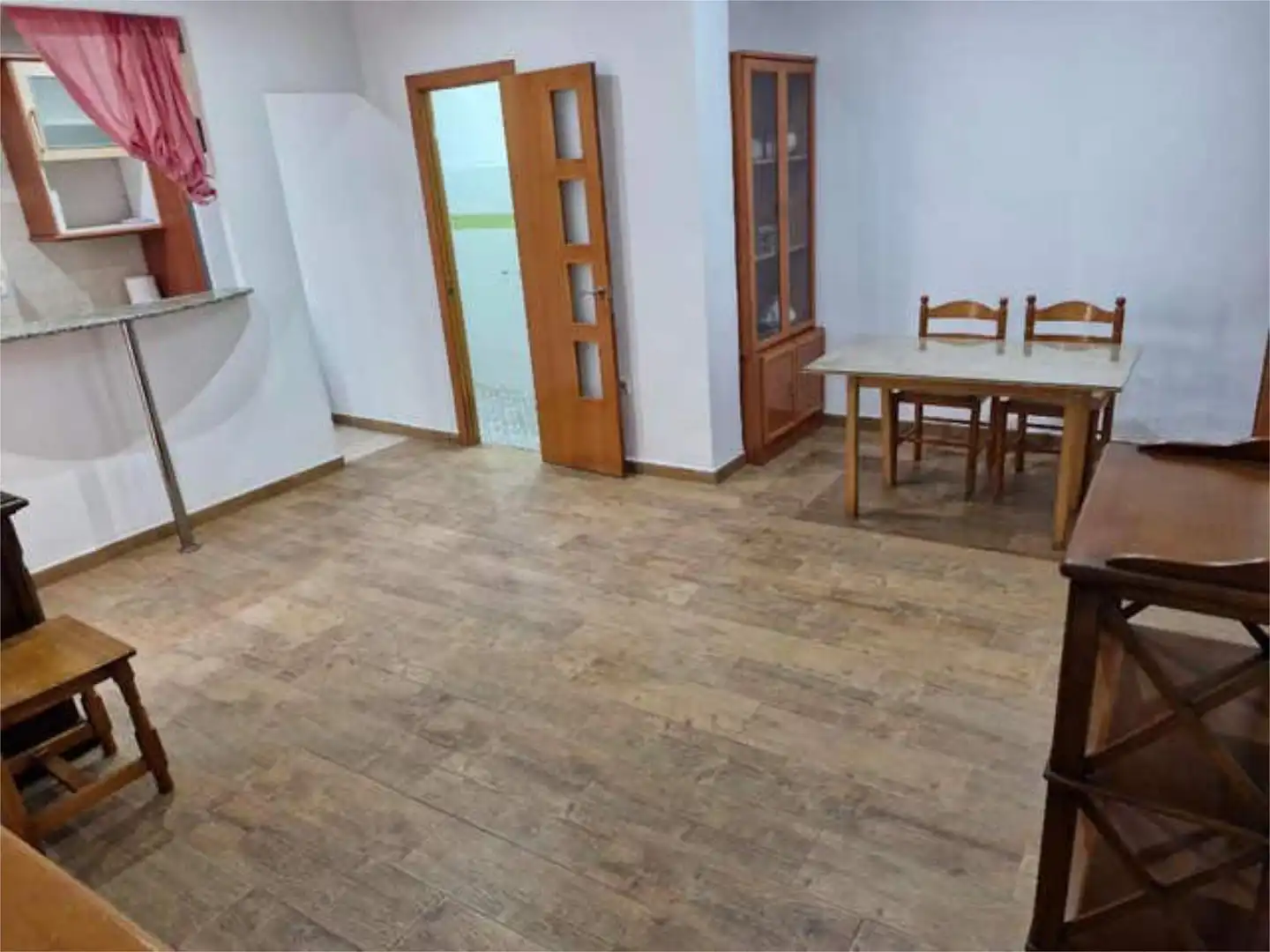 Wohnung zur Miete in Barrio Alto Wohnung zur Miete in San Juan de Aznalfarache mit Terrasse