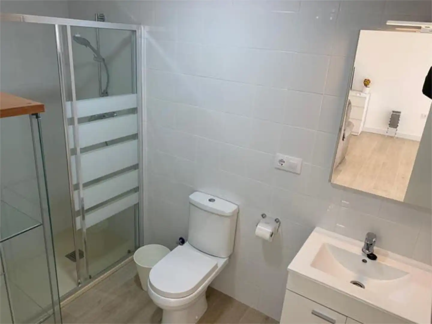 Wohnungen zur Miete in Aznalcóllar Badezimmer von Wohnungen zur Miete in Aznalcóllar mit Heizung und Möbliert
