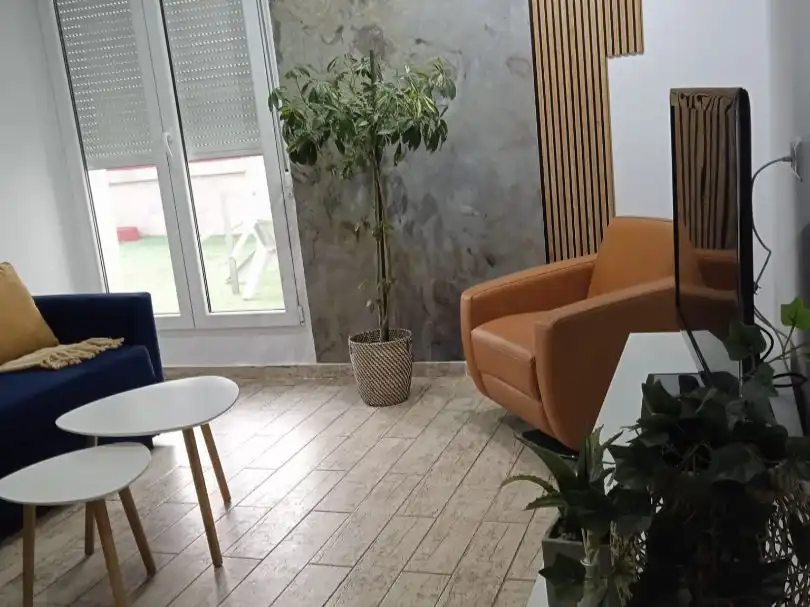 Ático de alquiler en Calle de Fernando Vela, 20, Milán - Pumarín Ático de alquiler en Oviedo con Calefacción, Terraza y Amueblado