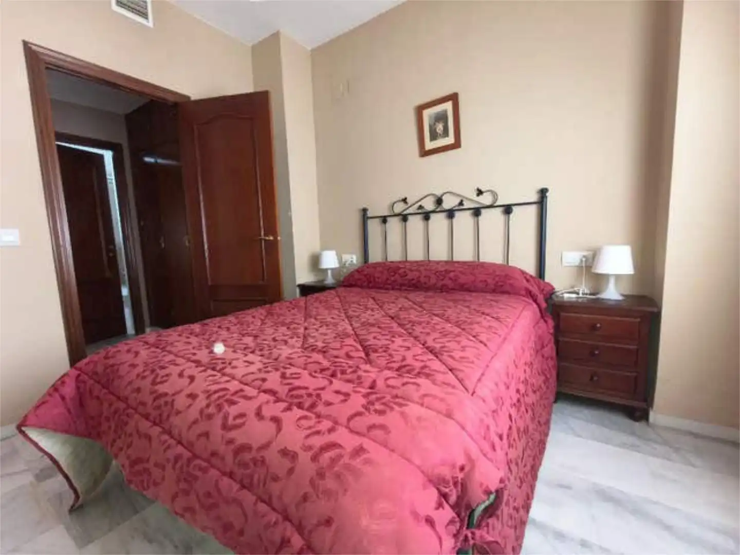 Apartamento de alquiler en Sanlúcar la Mayor Habitación de Apartamento de alquiler en Sanlúcar la Mayor con Calefacción