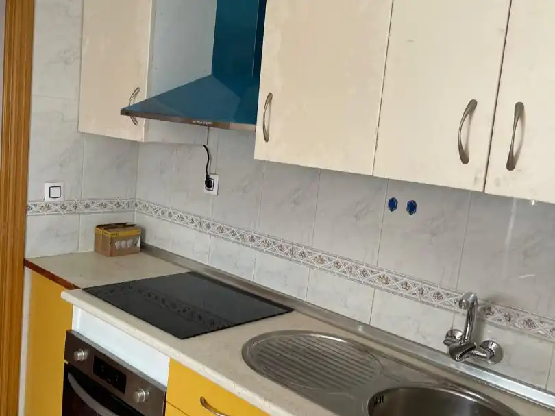 Piso de alquiler en Calle San Pedro, 8, Centro Cocina de Piso de alquiler en Puertollano con Balcón