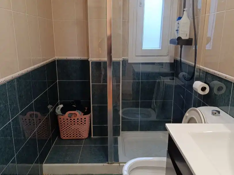 Flat for sale in Calle Francisco Riba, 6, Chapín - Campus Universitario - Navinco Bathroom of Flat for sale in Jerez de la Frontera with Air Conditioner, Terrace and Swimming Pool