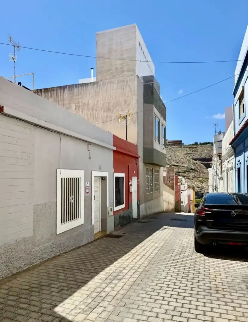 Außenansicht von Wohnung zum Verkauf in Las Palmas de Gran Canaria mit Klimaanlage