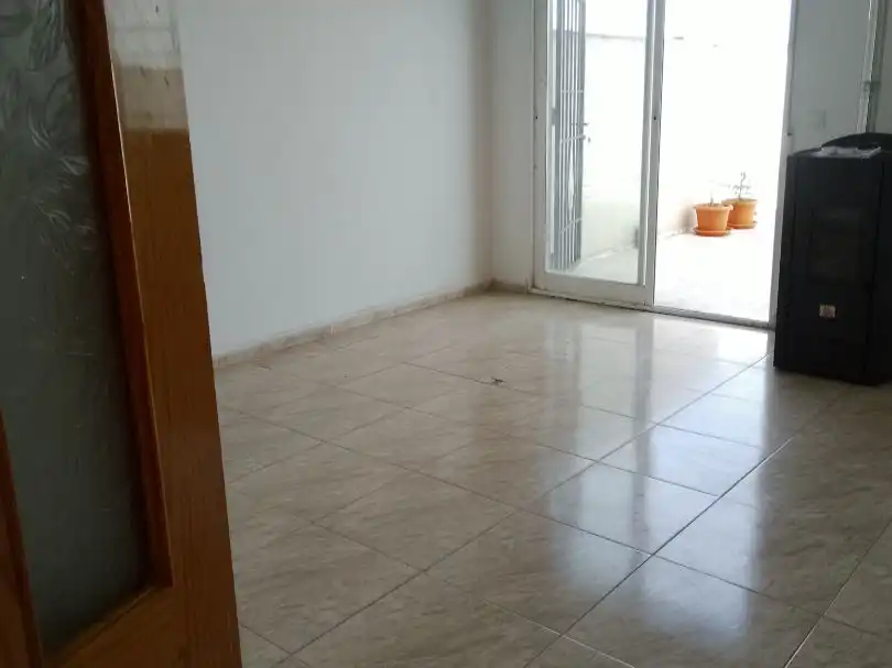 Sala d'estar de Casa o xalet en venda en Almonacid de Toledo amb Aire condicionat, Jardí privat i Terrassa
