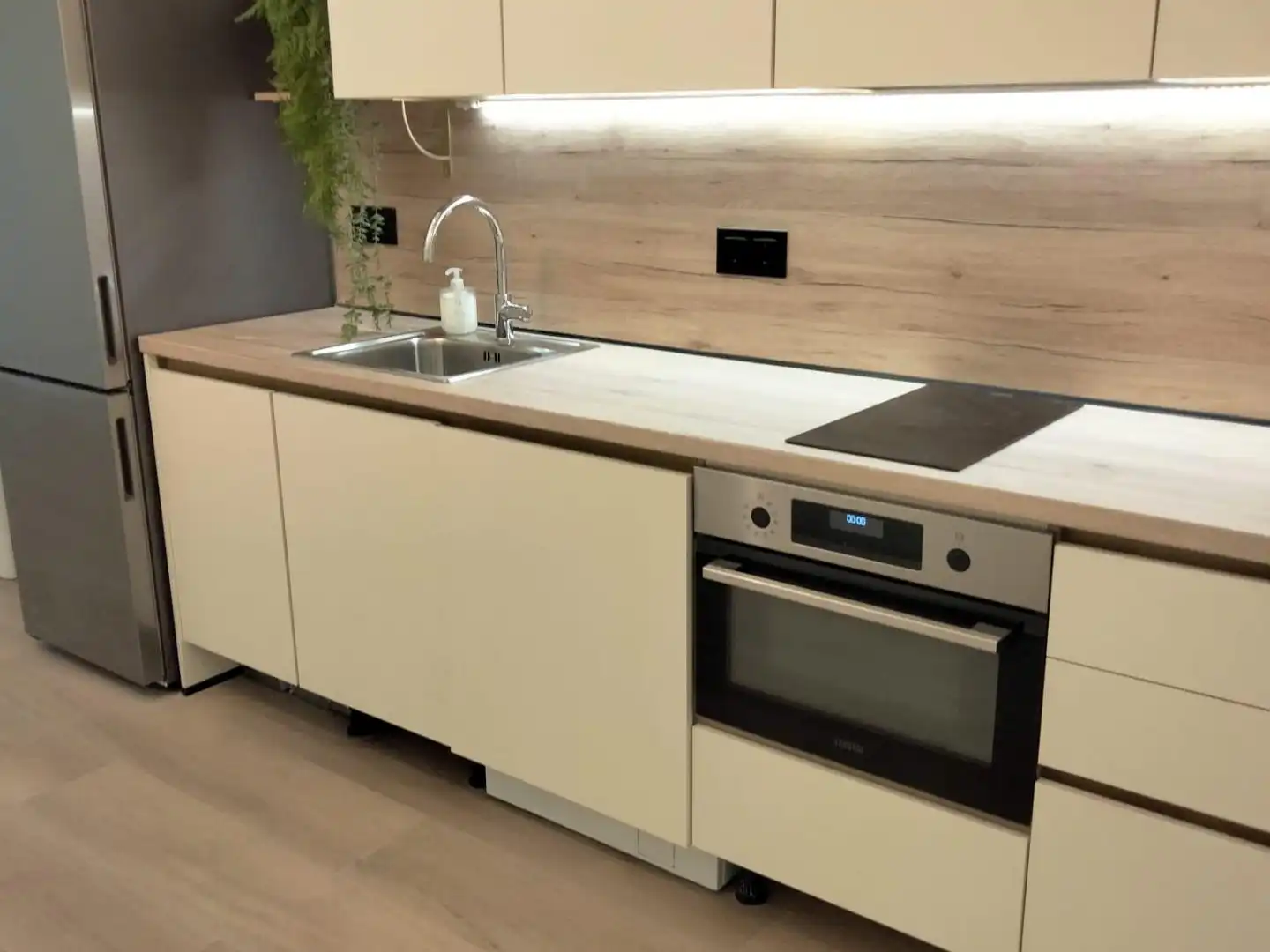 Apartament de lloguer a Calle de Doña Berenguela, 18, Puerta del Ángel Cuina de Apartament de lloguer en Madrid Capital amb Aire condicionat