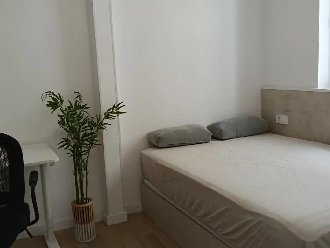 Apartament de lloguer a Calle de Doña Berenguela, 18, Puerta del Ángel Dormitori de Apartament de lloguer en Madrid Capital amb Aire condicionat