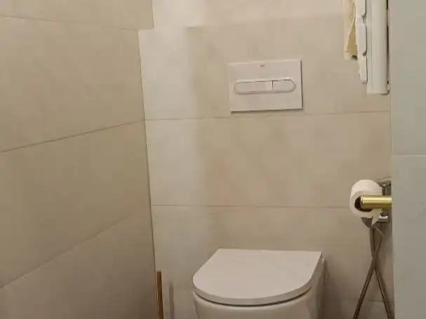 Apartament de lloguer a Calle de Doña Berenguela, 18, Puerta del Ángel Bany de Apartament de lloguer en Madrid Capital amb Aire condicionat