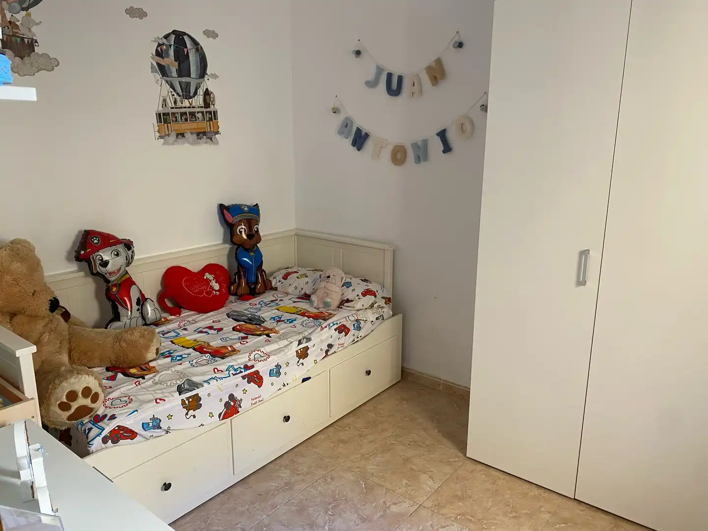Piso en venta en Calle Rodríguez de la Fuente, 12, Aljomahima - Ermita Habitación de Piso en venta en Las Gabias con Aire acondicionado