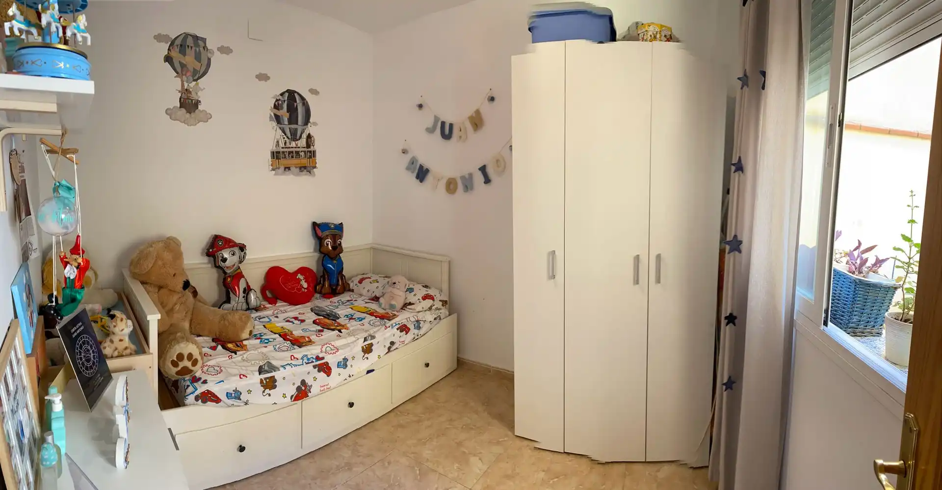 Piso en venta en Calle Rodríguez de la Fuente, 12, Aljomahima - Ermita Habitación de Piso en venta en Las Gabias con Aire acondicionado