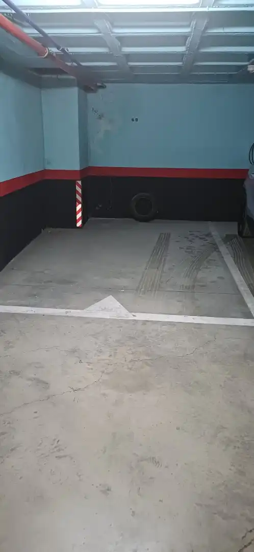 Parking of Garage for rent in Madrid