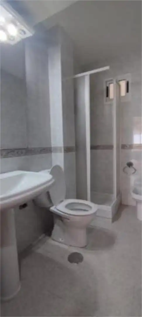 Baño de Piso en venta en Ames con Trastero
