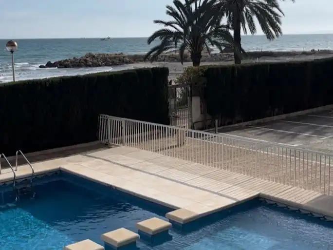 Apartments for rent in Avinguda de la Armada Española, 2, Santa Pola Swimming pool of Apartments for rent in Santa Pola with Air Conditioner, Terrace and Swimming Pool