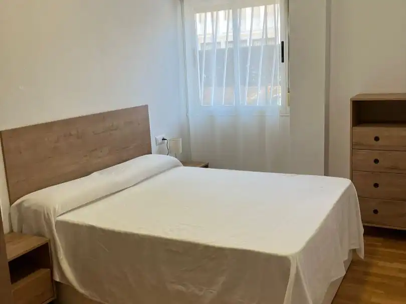 Apartments for rent in Calle Luis Buñuel, 2, Sur Bedroom of Apartments for rent in Mérida with Air Conditioner, Parquet flooring and Furnished