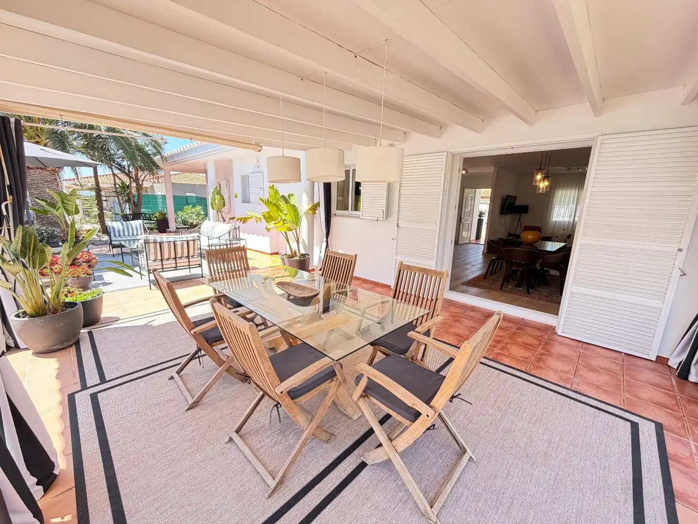 Terrasse von Wohnung zum Verkauf in Sant Lluís mit Klimaanlage, Terrasse und Schwimmbad