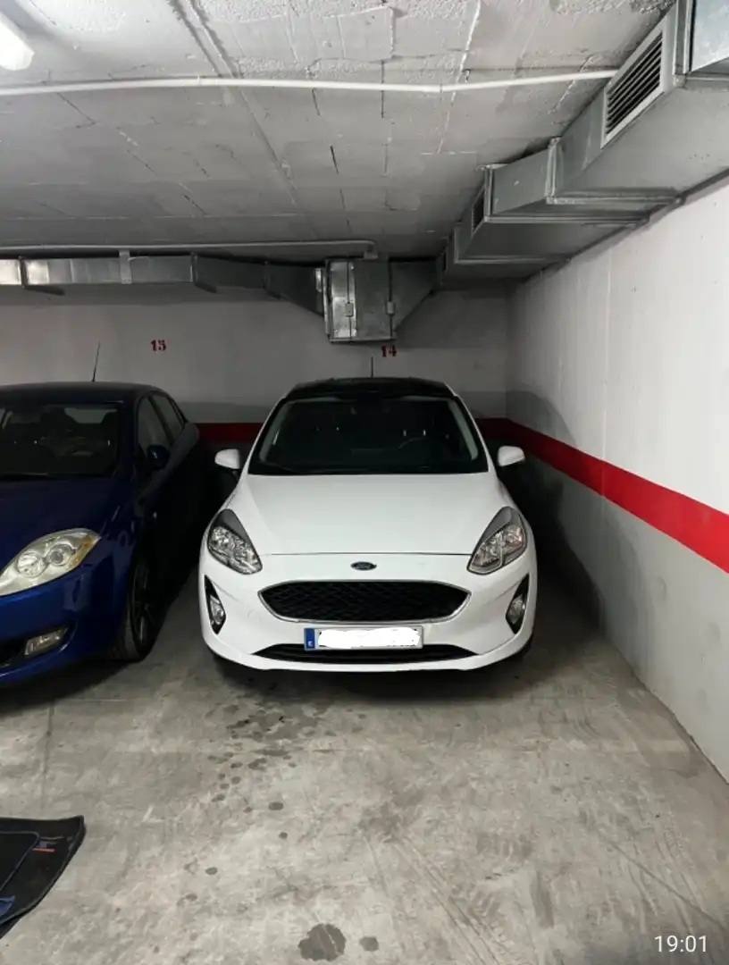 Parkplatz von Garage zur Miete in  Palma de Mallorca