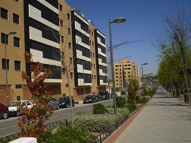 Piso de alquiler en Paseo de la Estación, 19, Estación Vista exterior de Piso de alquiler en Valdemoro con Aire acondicionado, Calefacción y Jardín privado