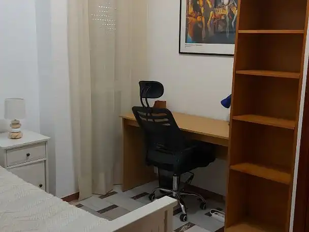 Piso de alquiler en Avenida del Aeropuerto, 28, Ciudad Jardín - Zoco Piso de alquiler en Avenida del Aeropuerto, 28, Ciudad Jardín - Zoco