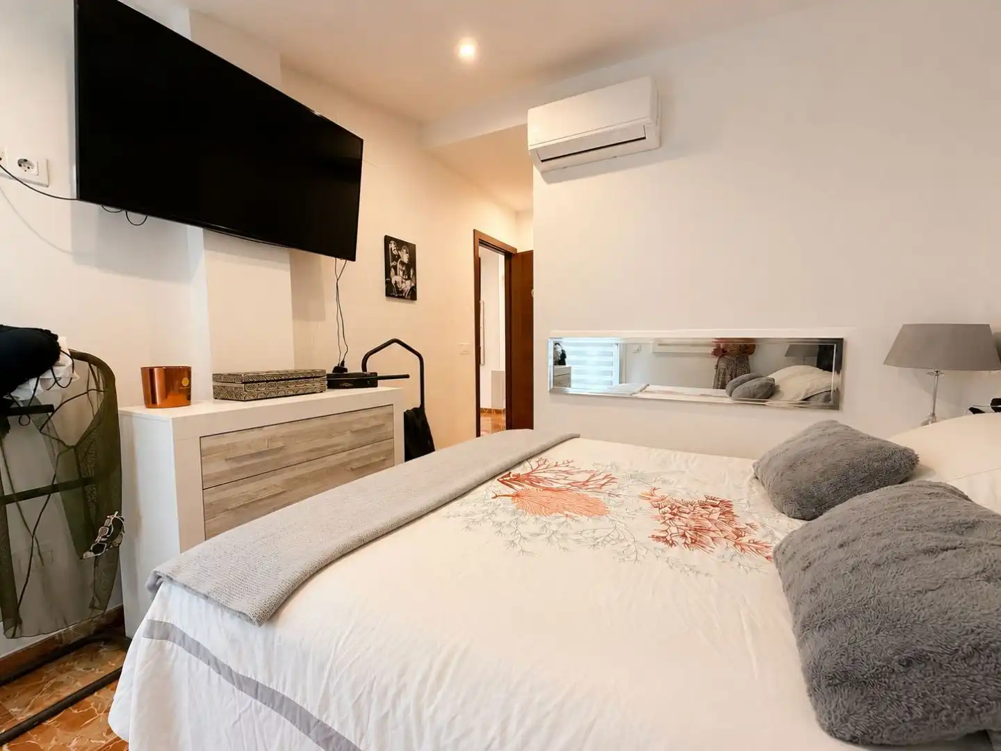 Flat for sale in Carrer de Josep Cavaller I Piris, 9, Ciutadella Bedroom of Flat for sale in Ciutadella de Menorca with Air Conditioner and Terrace